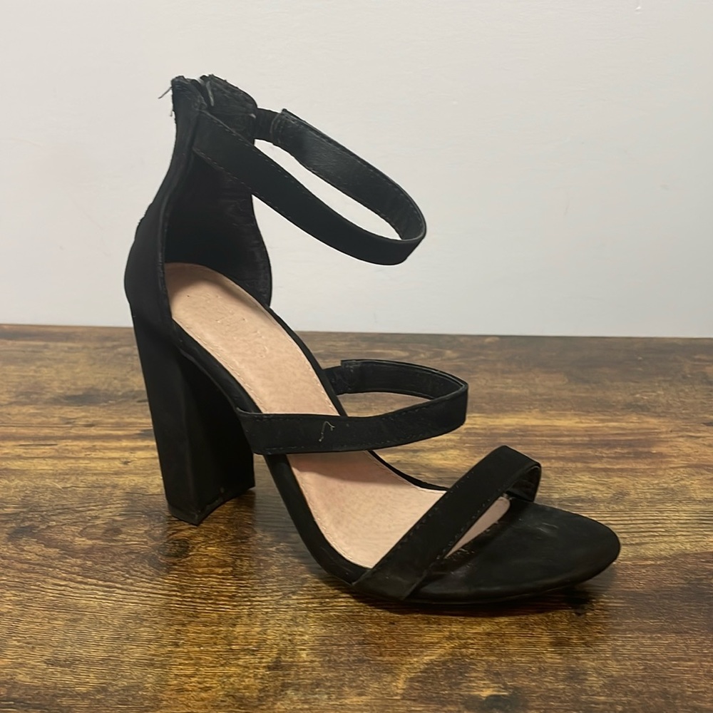 Becca-03 Black 3” Heels Size 7. Charlotte Russe